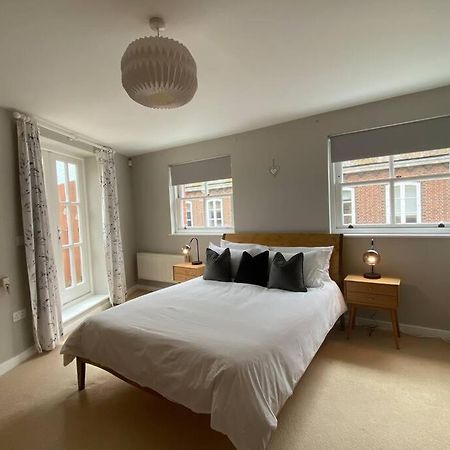 The Penthouse, Winchester Eksteriør bilde